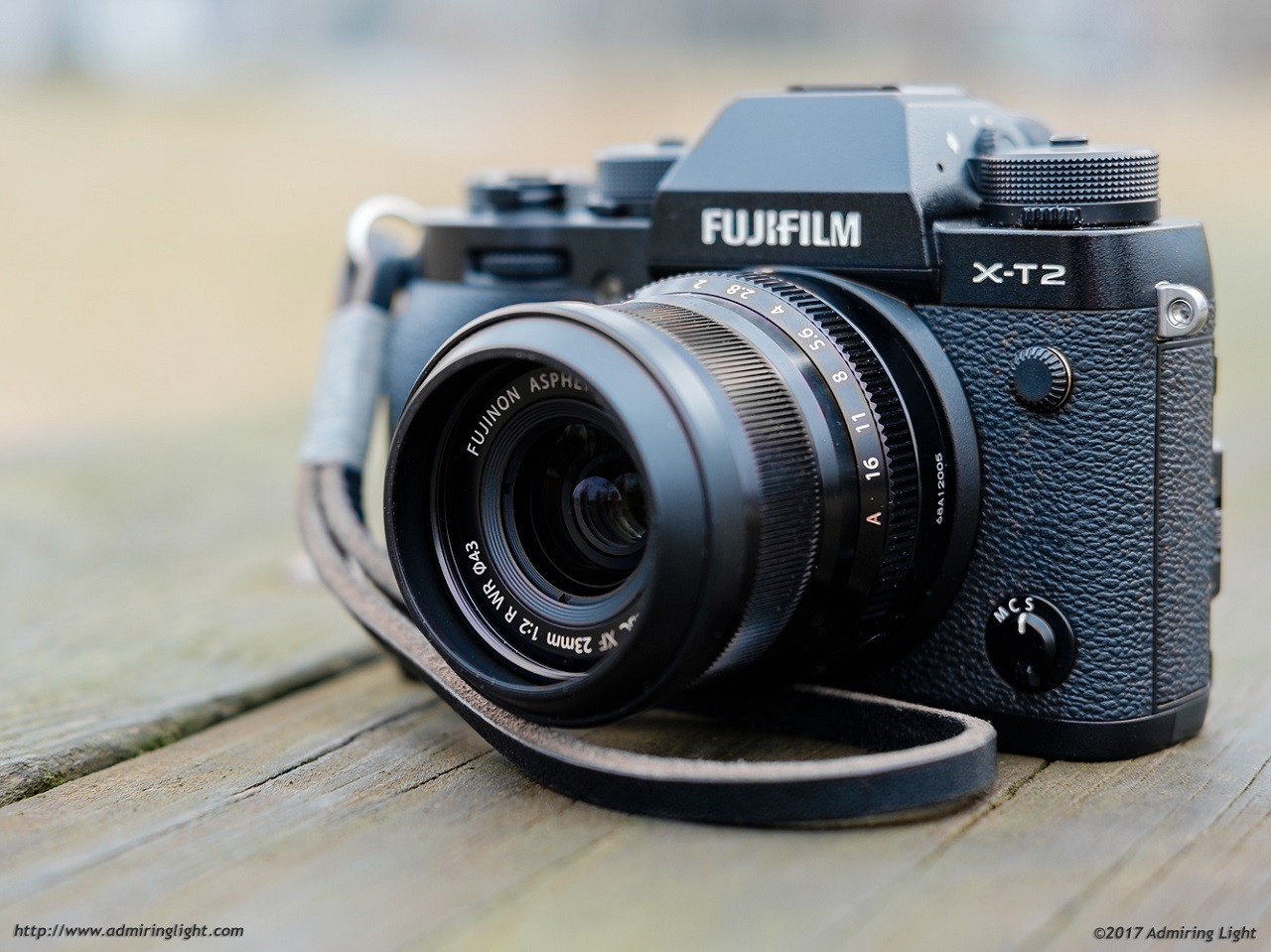 Kamera Mirrorless Terbaik - Fujifilm X T2