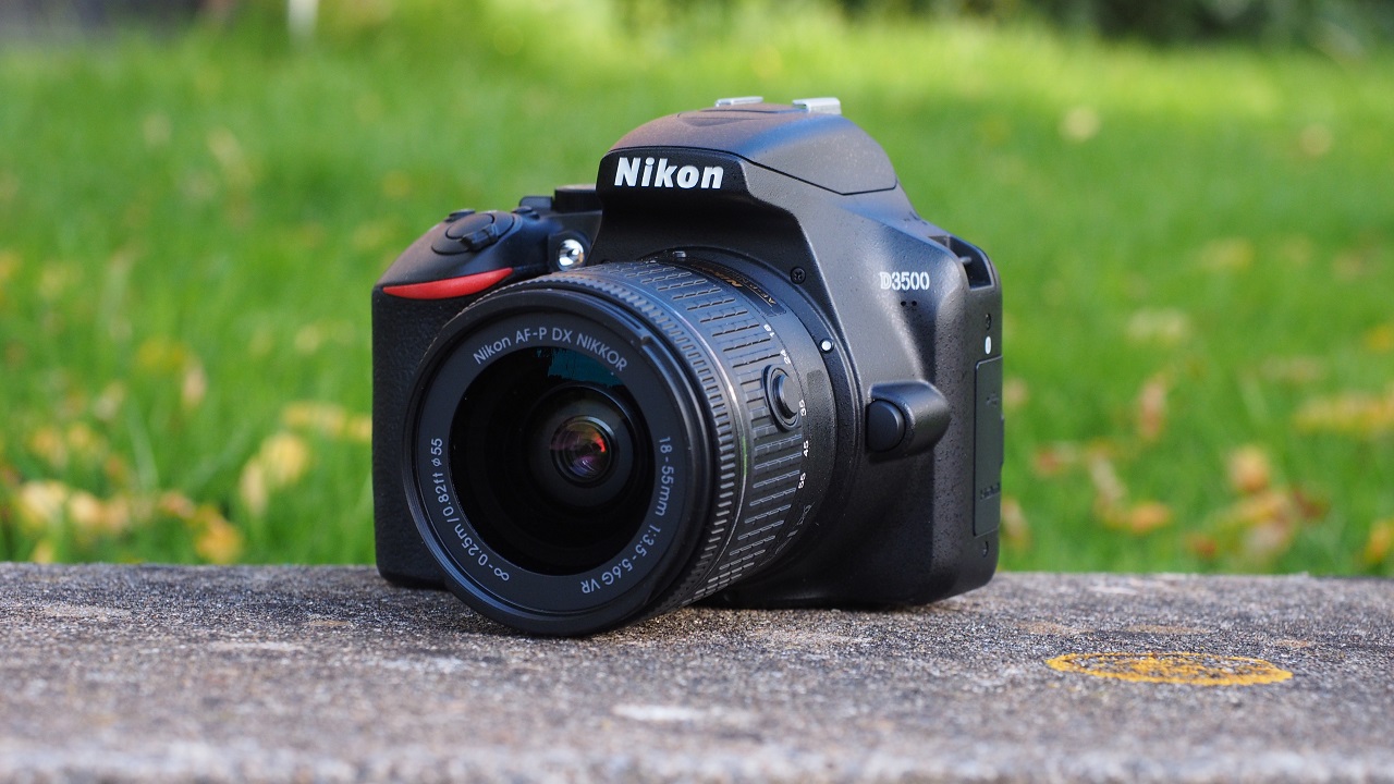 Kamera Untuk Pemula - Nikon D3500 -