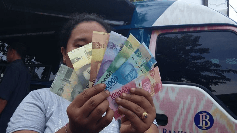 Bansos Uang Tunai Rp300.000 Akan Cair Lagi Bulan Februari 2021